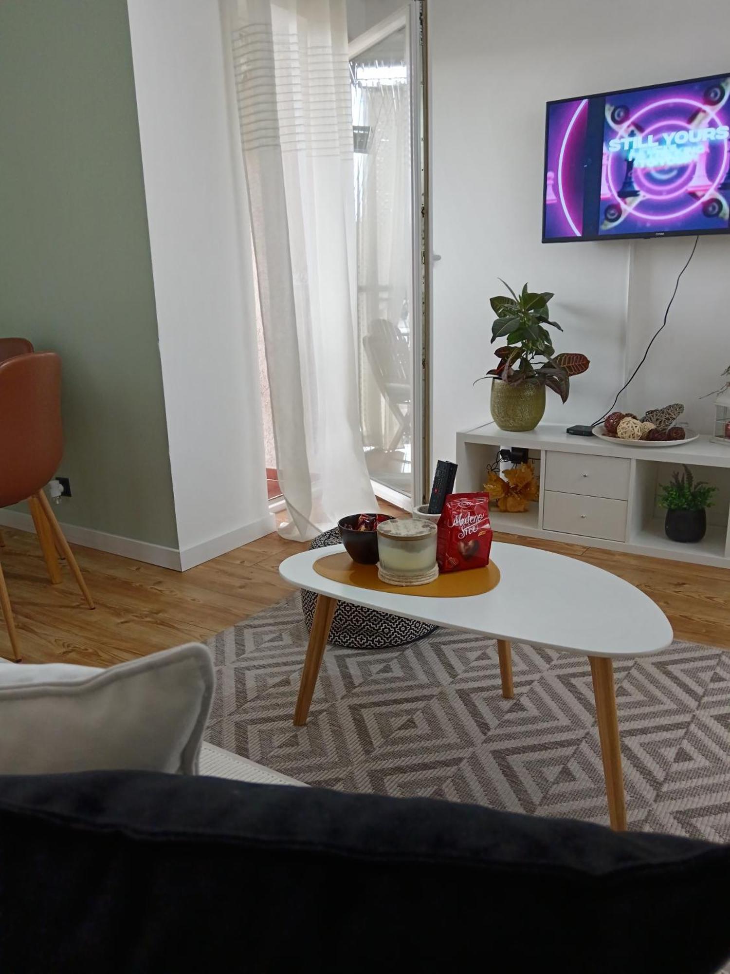 Apartman Element Krusevac Bagian luar foto